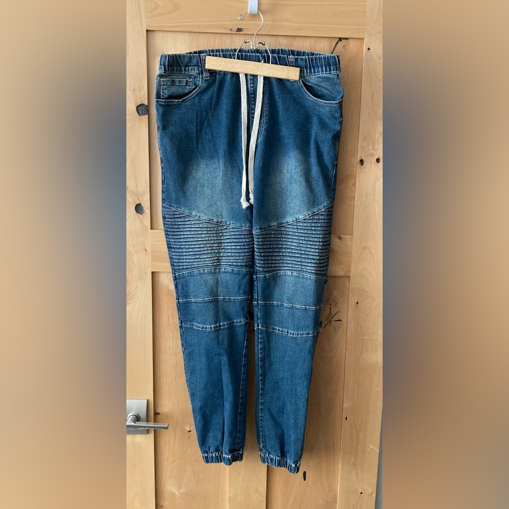 Victorious brand Men's Jogger Jeans, XL